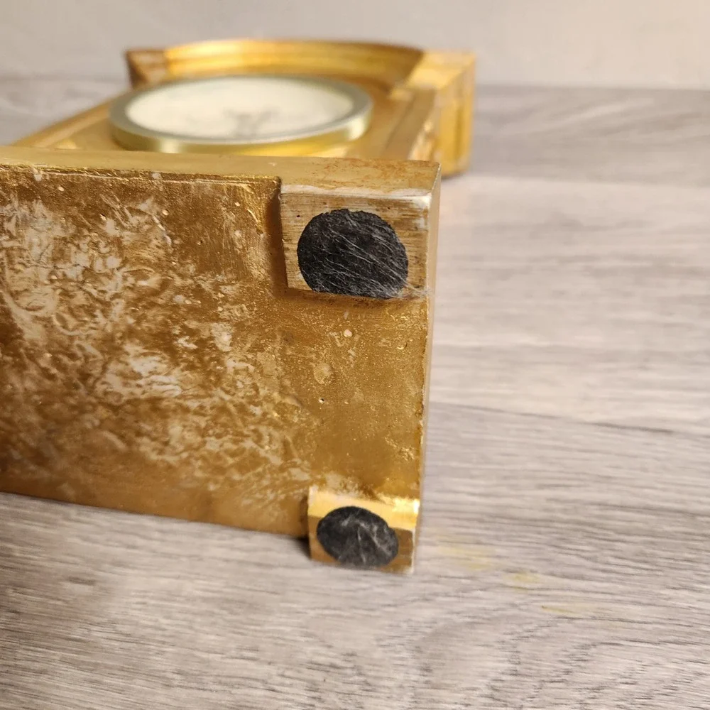 Vintage Gold Quartz Mantel Clock Roman Numerals Ornate Floral‎ Relief Desk Decor